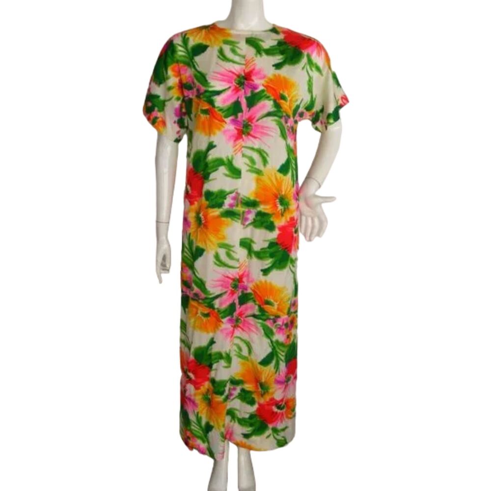 VINTAGE Maxi Dress, M, White Multicolor floral, Short sleeves, Long, Hostess